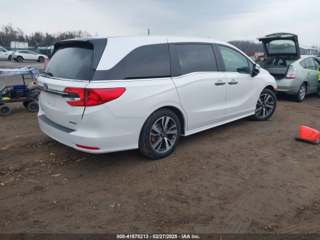 5FNRL6H82RB074384 Honda Odyssey Touring