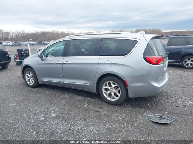 Chrysler Pacifica Touring L 2018 2C4RC1BG8JR128380 Image 14