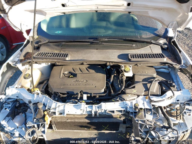 1FMCU9GD7HUA33186 Ford ESCAPE SE