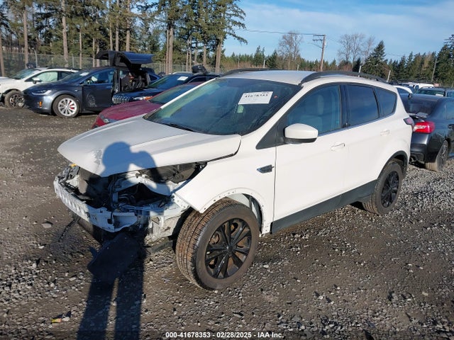 1FMCU9GD7HUA33186 Ford ESCAPE SE