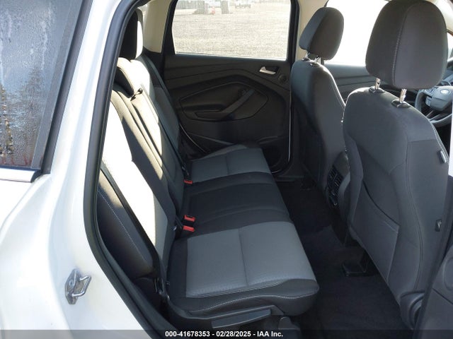 1FMCU9GD7HUA33186 Ford ESCAPE SE