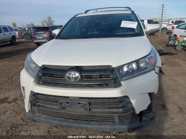 5TDJZRFH0JS551331 Toyota Highlander Se
