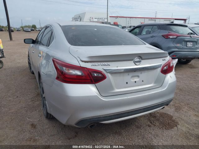 1N4AL3APXHC272015 Nissan Altima 2.5 Sr