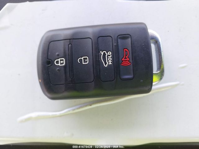 KNALN4D74E5138497 KIA Cadenza Premium