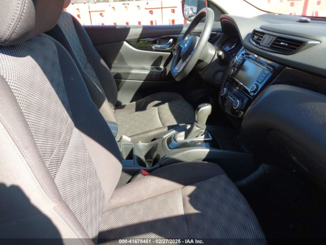 JN1BJ1CP3KW524637 Nissan Rogue Sport Sv