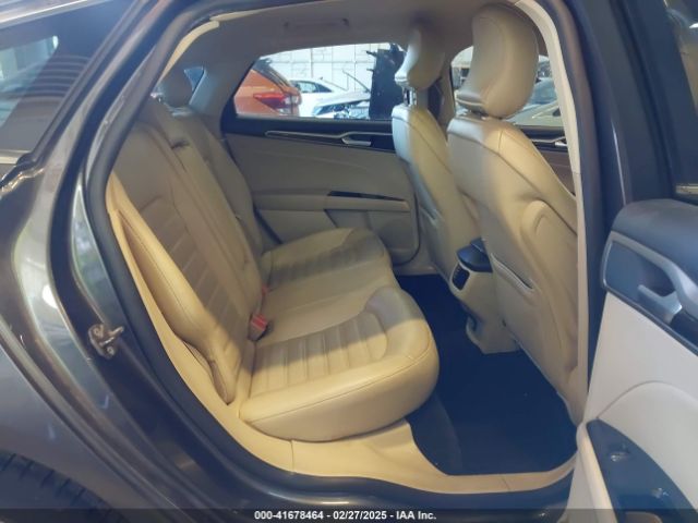 3FA6P0HD3GR251205 Ford FUSION SE