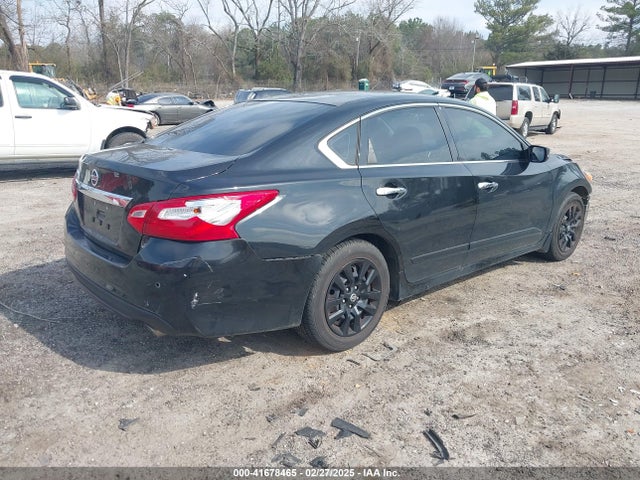 1N4AL3AP6HC136609 Nissan Altima 2.5 S