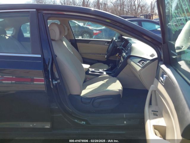 5NPE24AF8FH231881 Hyundai SONATA SE