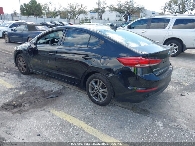 5NPD84LF2HH018421 Hyundai ELANTRA SE