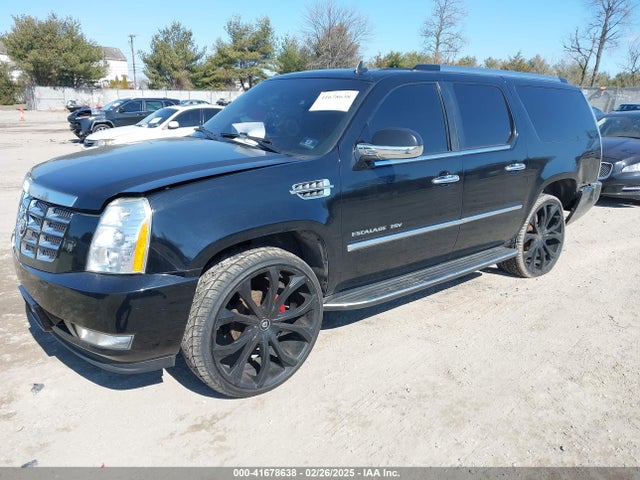 2011 CADILLAC ESCALADE 1GYS4HEF6BR340397 Photo 1