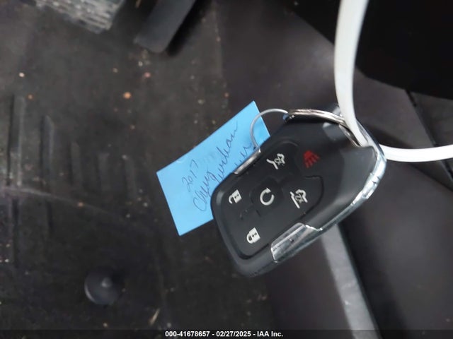 1GNSKJKC9HR263781 Chevrolet l83 - sidi: spark ignited direct injection, vvt: variable valve timing, afm, e85 max, alum