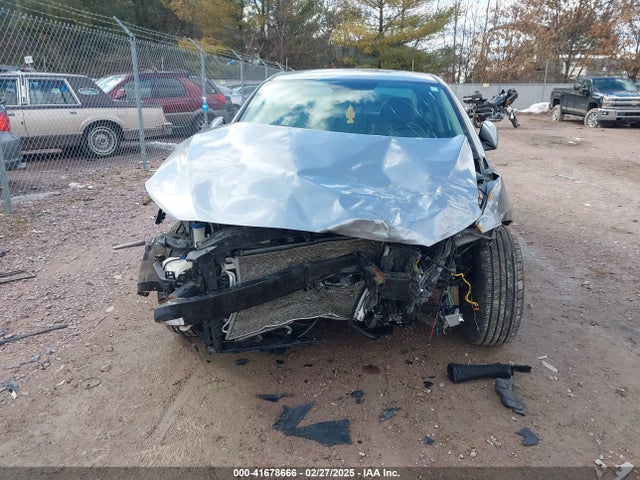 5NPD84LF9HH025396 Hyundai ELANTRA SE