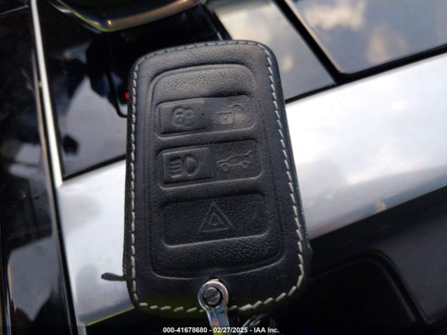 SALYJ2EX5MA317363 Land Rover Range Rover Velar P250 S