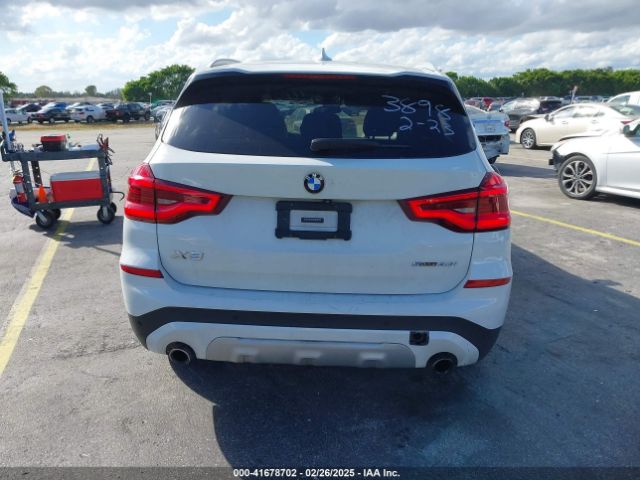 5UXTR7C56KLR43898 BMW X3 Sdrive30i