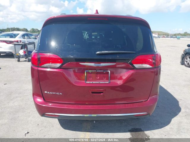2C4RC1BG8LR283658 Chrysler Pacifica Touring L