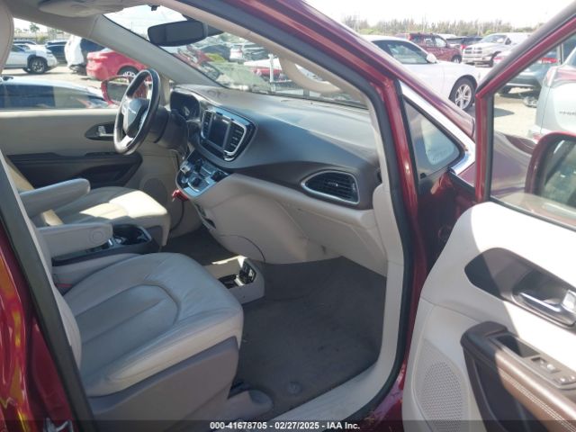 2C4RC1BG8LR283658 Chrysler Pacifica Touring L