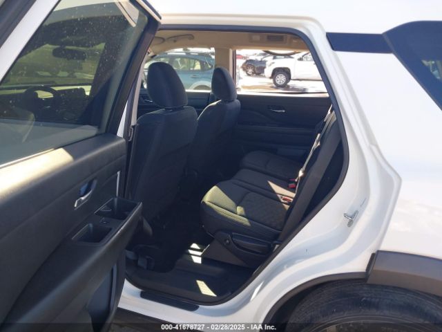 5N1DR3BA6NC213115 Nissan Pathfinder Sv 2wd
