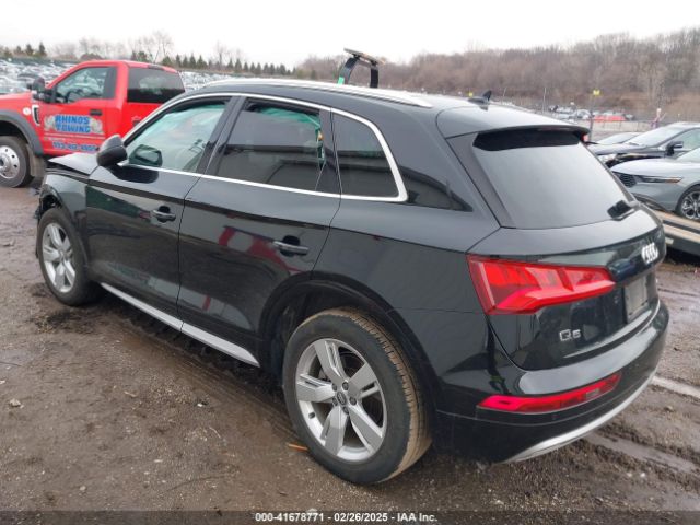 WA1BNAFY8K2133555 Audi Q5 45 Premium