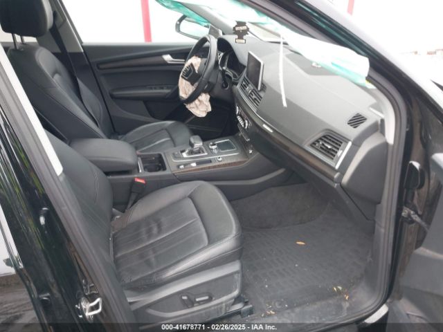 WA1BNAFY8K2133555 Audi Q5 45 Premium