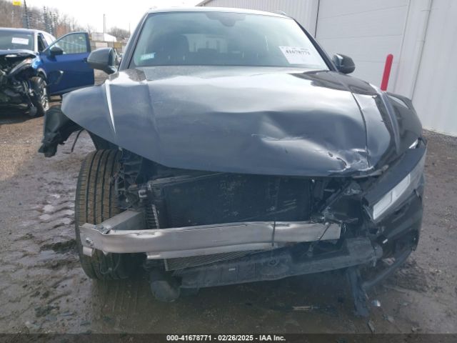 WA1BNAFY8K2133555 Audi Q5 45 Premium