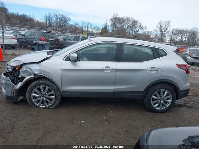 JN1BJ1AW4MW428674 Nissan Rogue Sport S Awd Xtronic Cvt