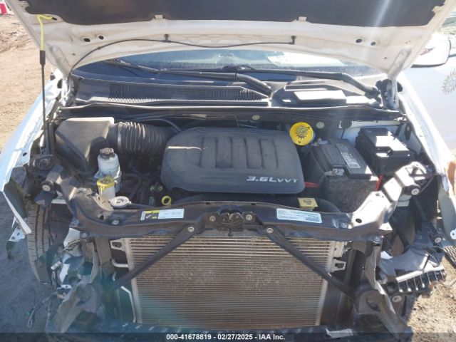 2C4RDGBG7JR151424 Dodge Grand Caravan Se Plus