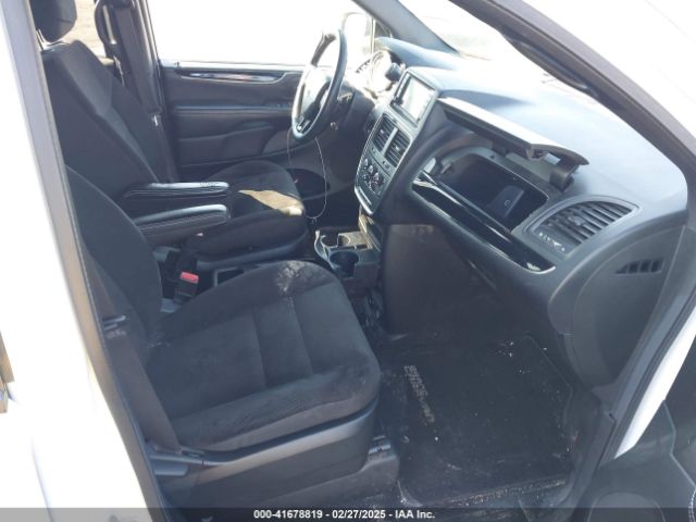 2C4RDGBG7JR151424 Dodge Grand Caravan Se Plus