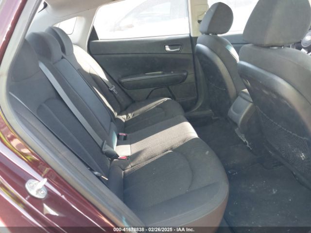 5XXGT4L33KG333586 KIA Optima Lx