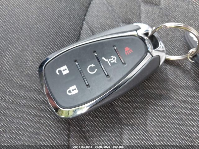 3GNAXUEV0MS182932 Chevrolet Equinox Awd Lt