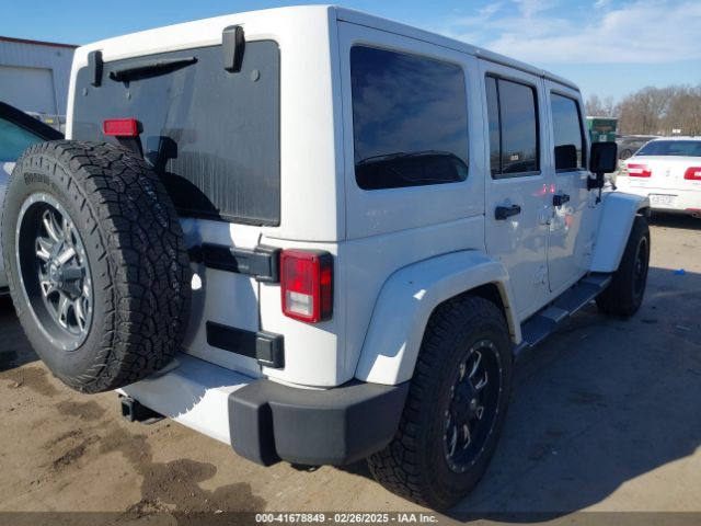 1C4BJWEG3GL194420 Jeep Wrangler Unlimited Sahara