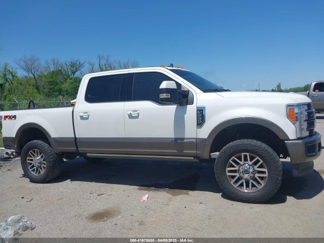 Ford F-250 King Ranch 2019 1FT7W2BT2KEG32312 Image 14