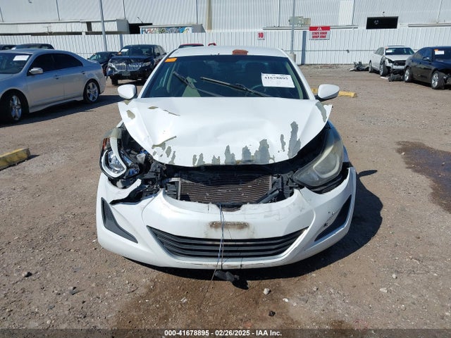 Hyundai ELANTRA SE 2015 5NPDH4AE2FH597501 Image 12