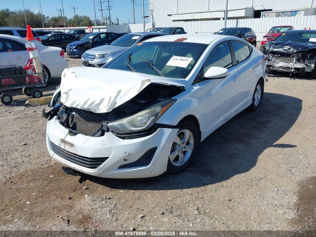 Hyundai ELANTRA SE 2015 5NPDH4AE2FH597501 Image 2
