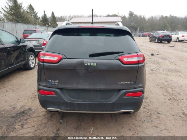 1C4PJMDXXJD502325 Jeep Cherokee Limited 4x4