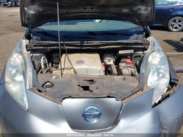 1N4AZ0CP5FC328708 Nissan LEAF S