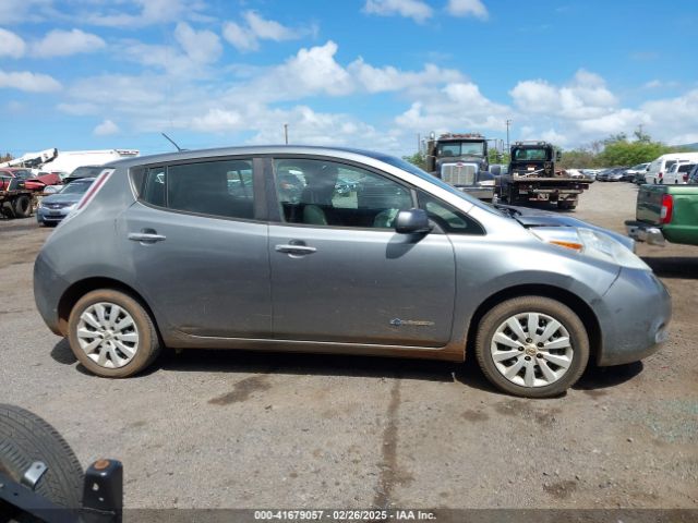 1N4AZ0CP5FC328708 Nissan LEAF S