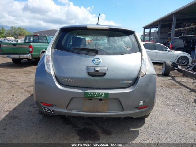 1N4AZ0CP5FC328708 Nissan LEAF S