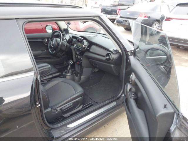 2015 MINI COOPER WMWXM5C5XFT938387 Photo 4