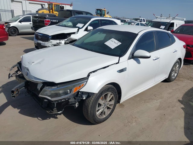 5XXGT4L30JG236361 KIA Optima Lx