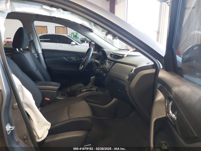 JN8AT2MV7HW252757 Nissan ROGUE S