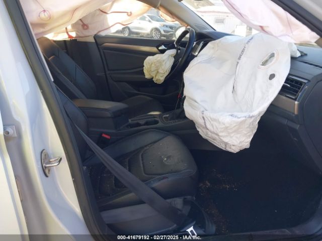 3VWG57BU2KM052428 Volkswagen Jetta 1.4t Sel Premium