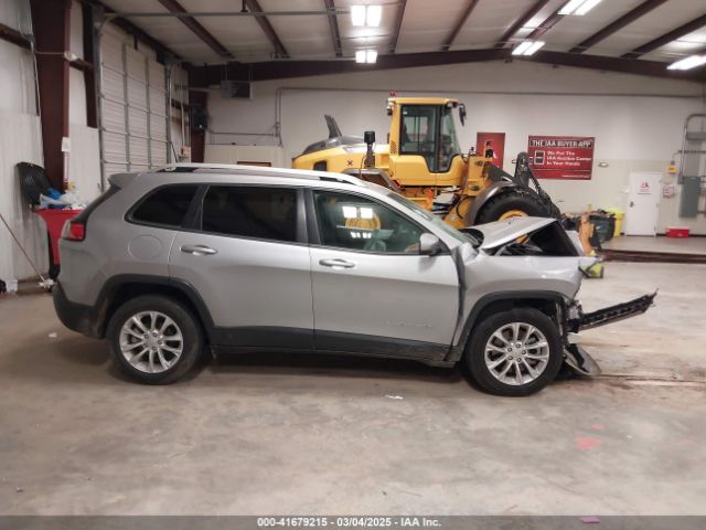 1C4PJLCBXMD121188 Jeep Cherokee Latitude Fwd