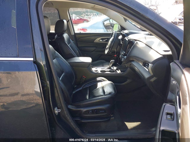 1GNEVHKW5LJ181500 Chevrolet Traverse Awd Lt Leather