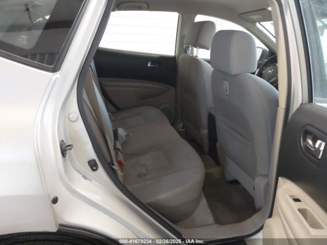 JN8AS5MV6EW702639 Nissan Rogue Select S