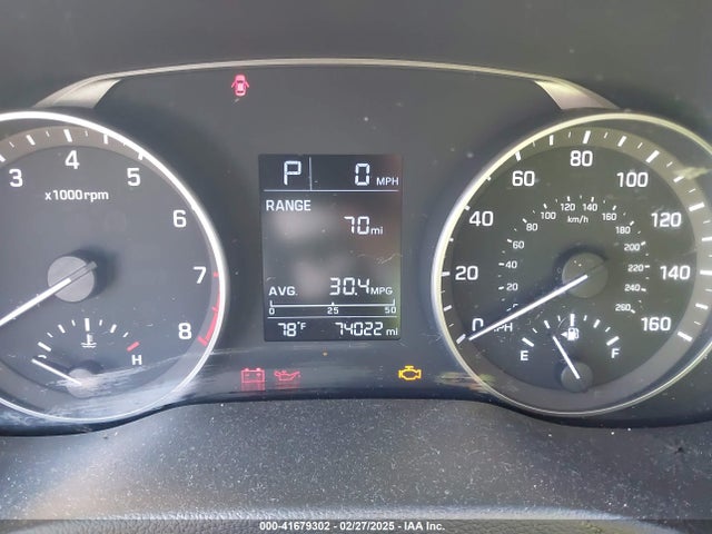 5NPD74LF0JH218416 Hyundai ELANTRA SE