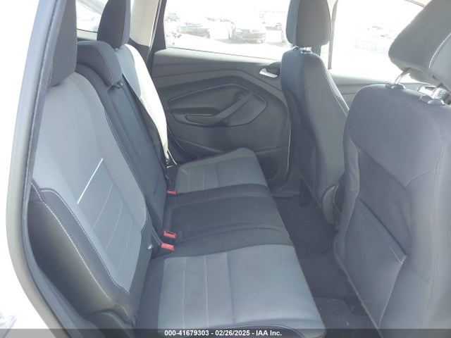 1FMCU0G7XFUA52818 Ford ESCAPE SE