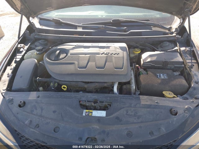 Chrysler 200 S 2015 1C3CCCBG7FN581173 Image 10