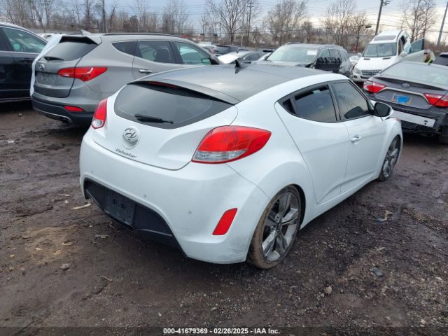 KMHTC6AD7EU201432 Hyundai Veloster Base W/gray