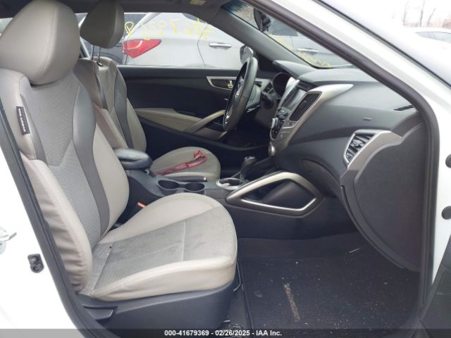 KMHTC6AD7EU201432 Hyundai Veloster Base W/gray