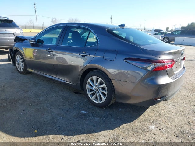 4T1R11AK6RU880469 Toyota CAMRY LE